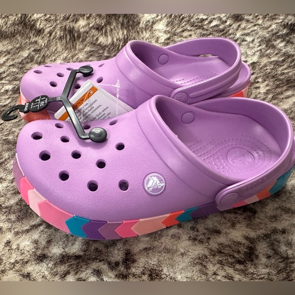 Crocs Kids' Crocband Chevron Beaded Clog. - Picture 1 of 5
